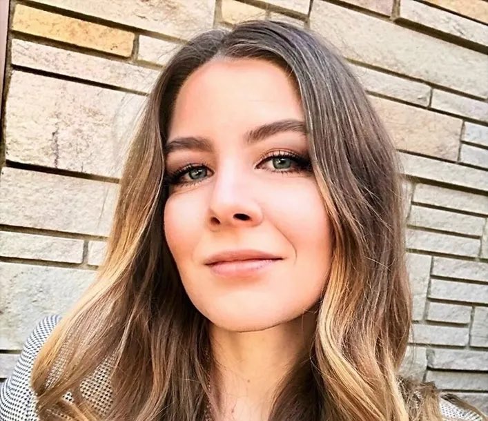 Carrie Logsdon McCullough tweet media