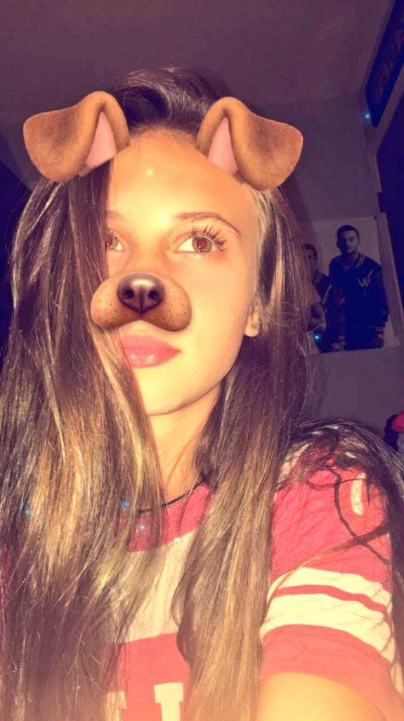 teeen f,  i'm sending my cute t*ts to everyone who followss!! <33.!! Dm me only in Telegram