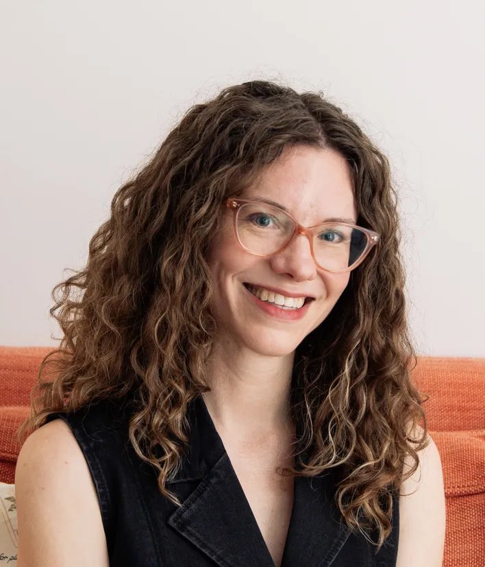 Carrie Logsdon McCullough tweet media