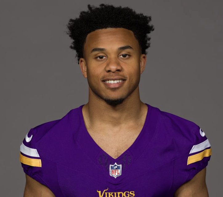 Vikings WR Rondale Moore has passed away at the young age of 25.

Absolutely heartbreaking.