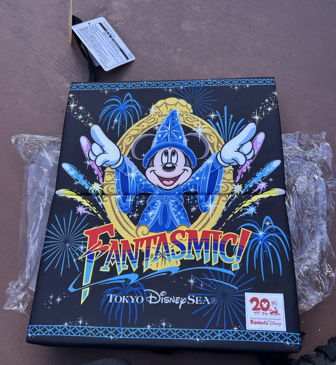 大好きなファンタズミックのポータブルクッション(FC限定販売)くれた