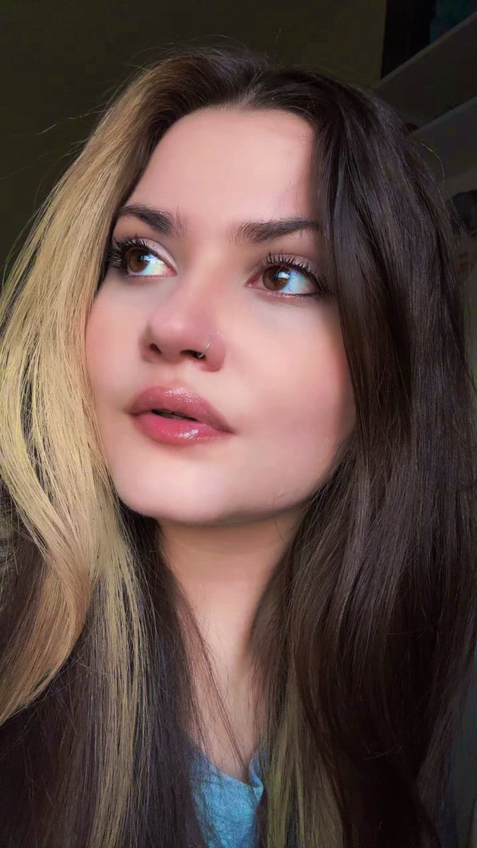 minha era leitora me deu um glow up GIGANTESCO