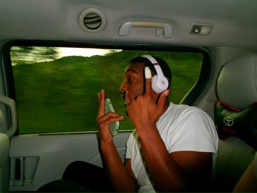 222810💜 tweet media