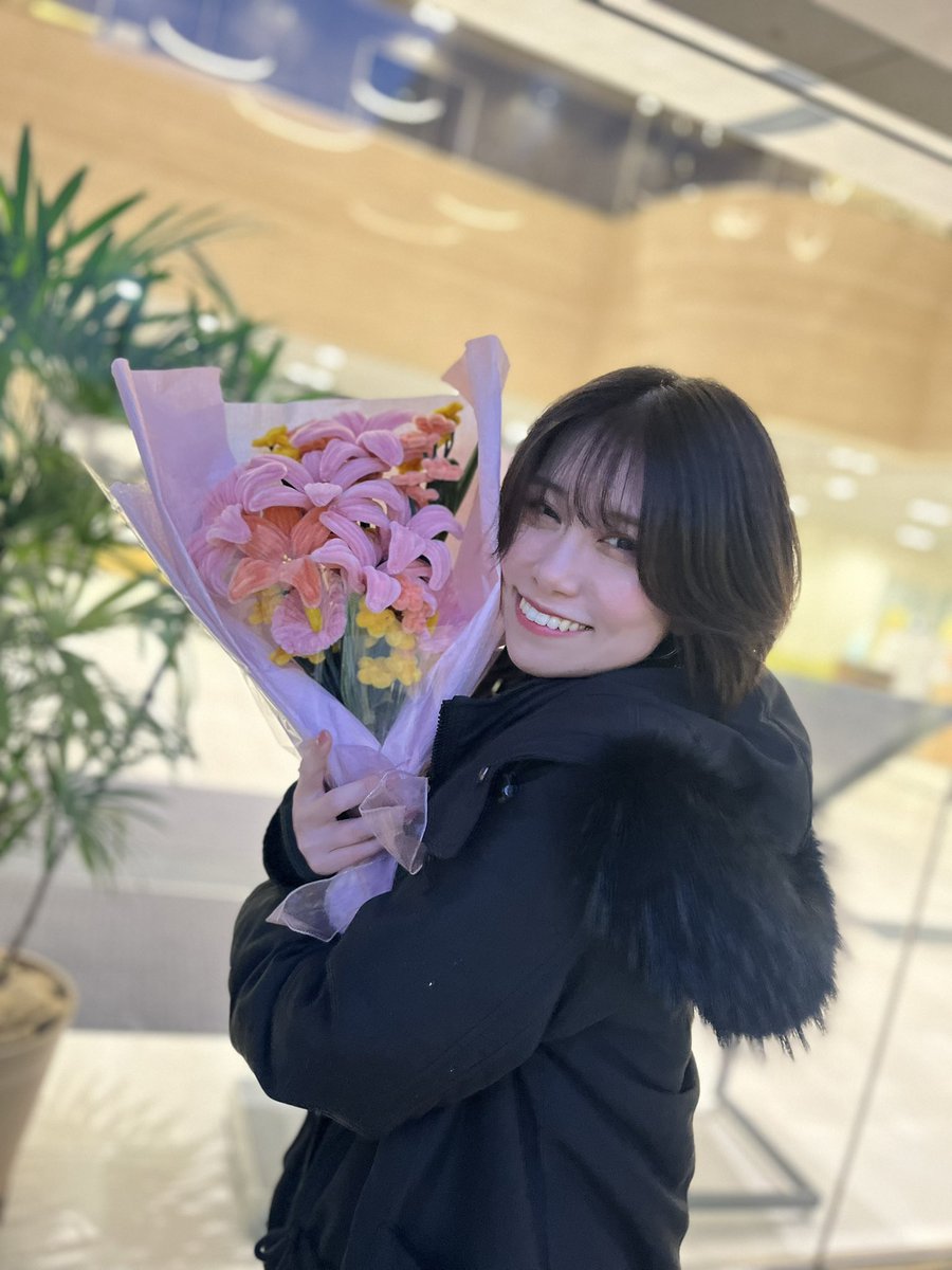 zukyuuuun_93's tweet photo. おはようございます！
あ、もう昼！
ひと仕事終えて、今から次へ

昨日の撮影オフショット📷
昨日はなんとなく新しい感覚で写れた気がする、そんな気がする。 https://t.co/Mmgr8lhbNG