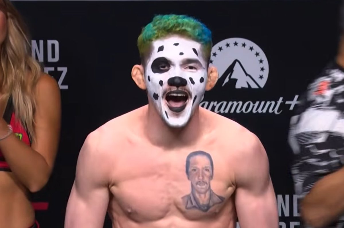 ufc_pro_'s tweet photo. @DovySimuMMA https://t.co/paTAbaRtgM