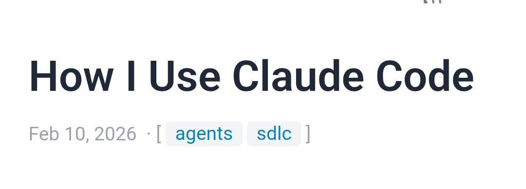 Esta guía me encantó, sobretodo porque gira en torno al uso práctico de Claude Code en un entorno de desarrollo establecido

Muy enfocado al uso efectivo y no tanto al ya outdated "que prompt funciona" 

"Cómo uso Claude Code"