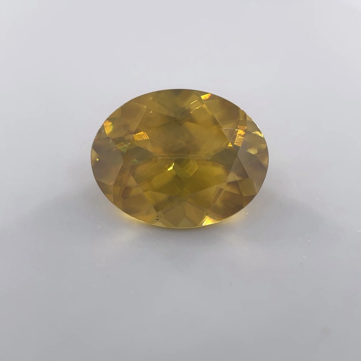 DelmiglioreJ's tweet image. 【501320】
スフェーンルース　2.87ct
10.1×8.0mm

#スフェーン #sphene 
#カピルのお店デルミリオーレ