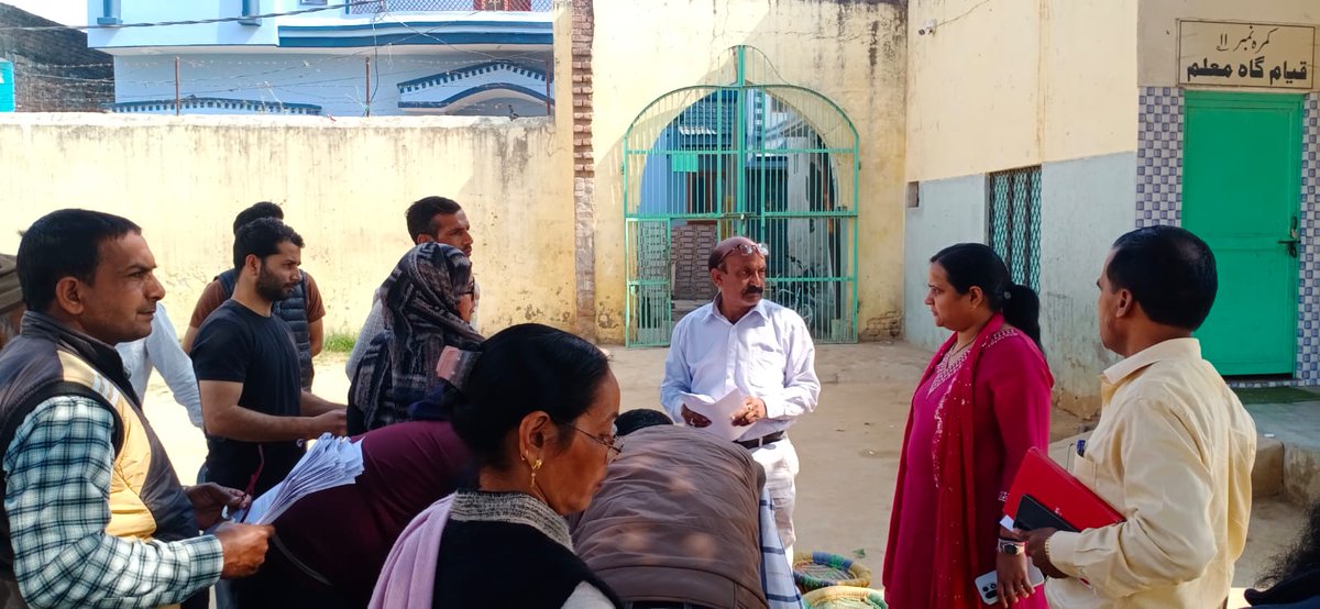 deo_amroha's tweet photo. दिनांक 22-02-2026 को आयोजित विशेष अभियान के दृष्टिगत उप जिला निर्वाचन अधिकारी, अमरोहा के द्वारा 41 अमरोहा वि0स0क्षे0 के बूथ सं0-10 से 14 तक (05 बूथ) मदरसा कासिम उलूम फरीदिया, अमरोहा पर भ्रमण कर निरीक्षण किया गया। https://t.co/g0ynlMuRIk
