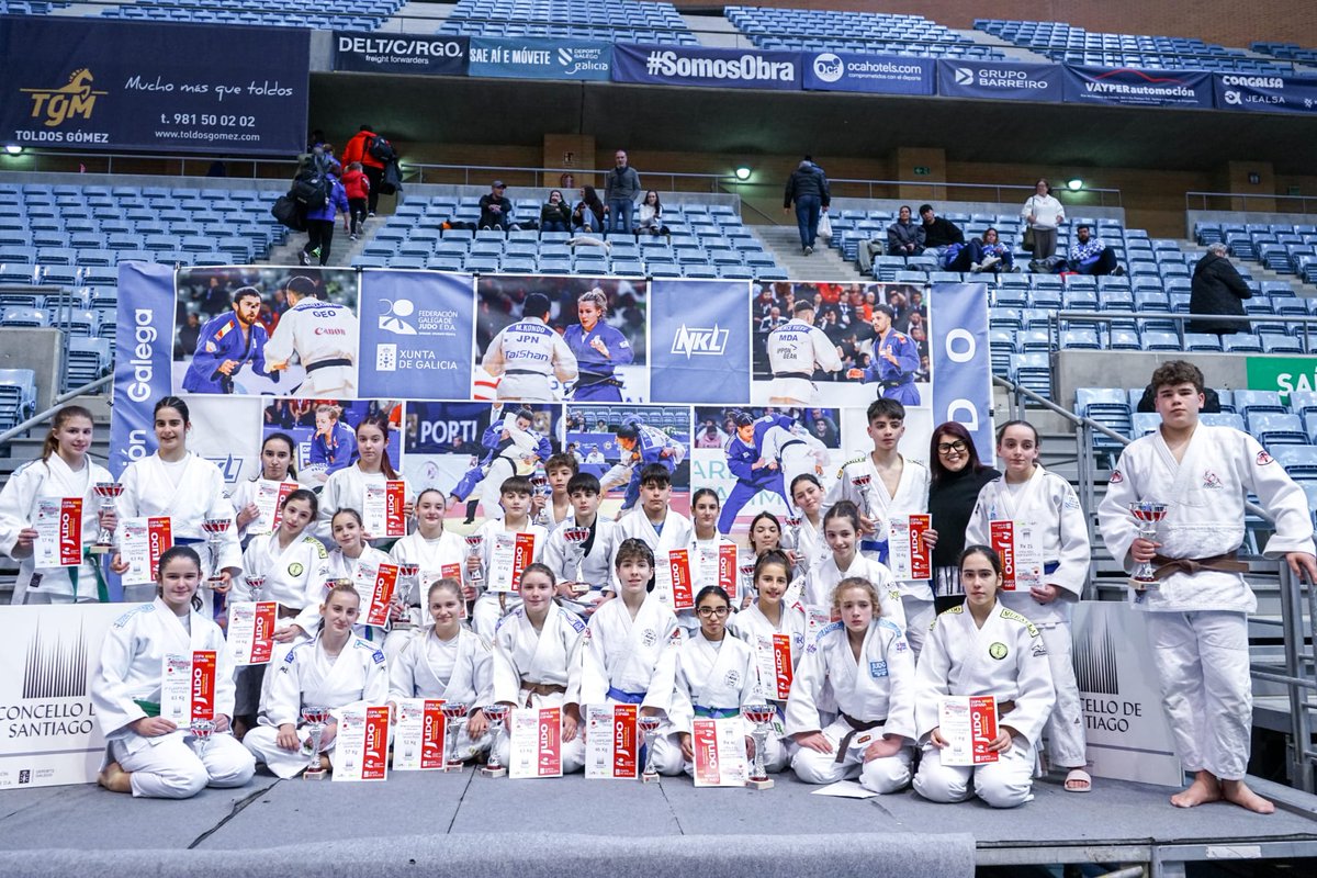 🏆 COPA ESPAÑA 🇪🇦 A INFANTIL
📍Santiago.
Multiusos Fonte do Sar.
⏰️ 21.feb
Participación de 270 judokas de 12 autonomías y Portugal.

6️⃣🥇 OROS
4️⃣🥈 PLATAS
1️⃣3️⃣🥉 BRONCES

1ª GALICIA
2ª ASTURIAS
3ª CATALUÑA

<a href="/deportegal/">deportegal</a>
@deportescompostela
@concellosantiago
@nklbudoshop