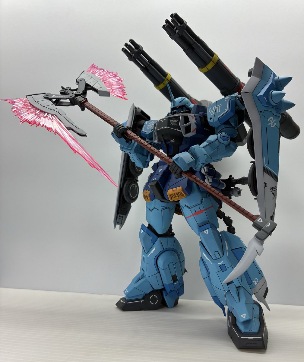 MGスラッシュザクファントム 今年初の完成品です ＃専用機集まれ