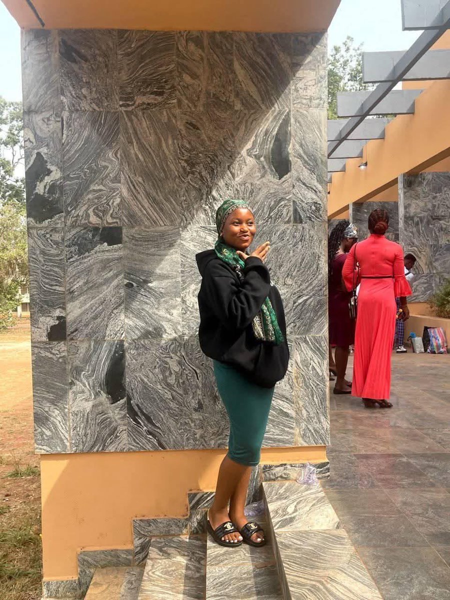 Good morning and Happy Sunday guys 

Let’s get me to 6k today 

I’m following back everyone immediately