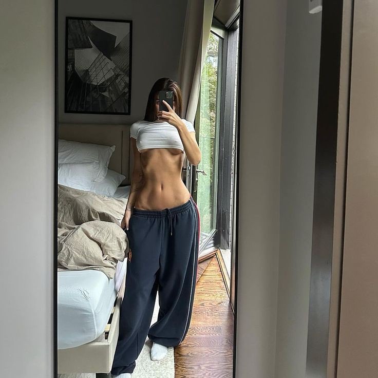 girlsnotes_'s tweet photo. 2026 body goal https://t.co/790ujeO8Oc