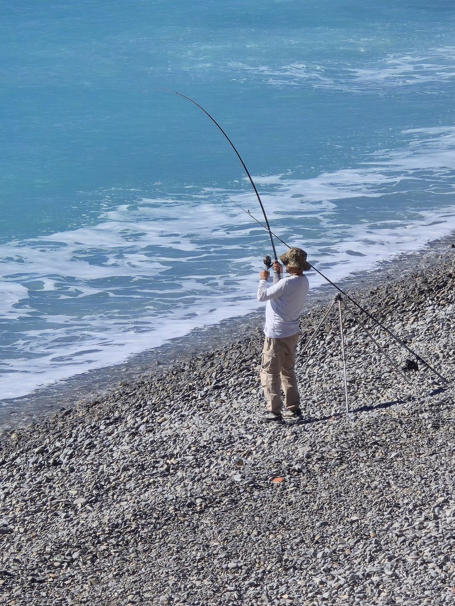 cd_land's tweet photo. Bon dimanche ! 🎣
#NiceCôtedAzur #LaProm' https://t.co/wFiFWaIhBM
