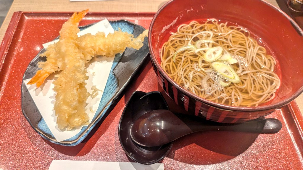 関西国際空港着。お疲れ様でした #蕎麦