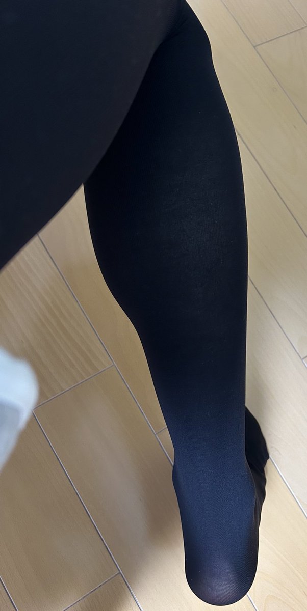 wcfuxx's tweet photo. 自分で見るふくらはぎの後ろが好き
#男の娘ᅠ https://t.co/JMMLRRjJFK