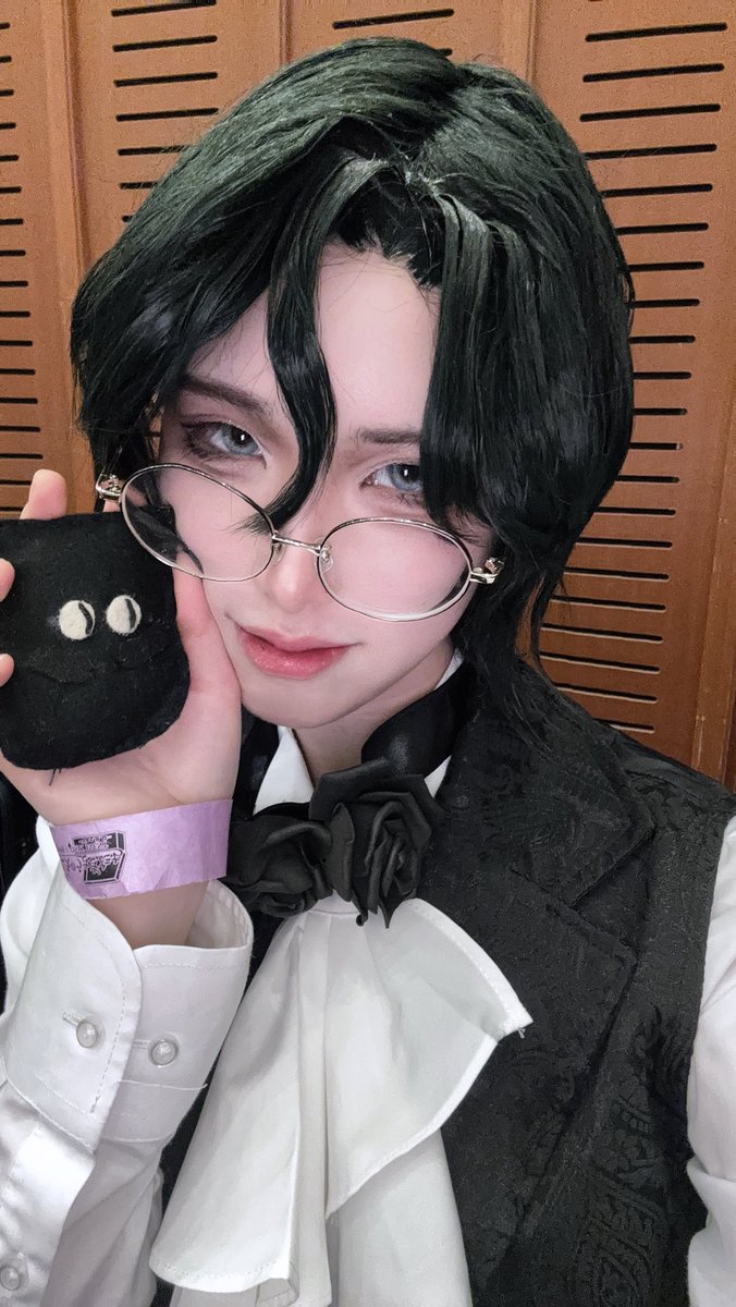 スツうさお疲れ様でした〜！
写真集やポストカードをお迎えしてくださった方々本当にありがとうございました！
初サークル参加楽しかったです！
運営さんも本当にありがとうございました🙇✨
#スツうさ2