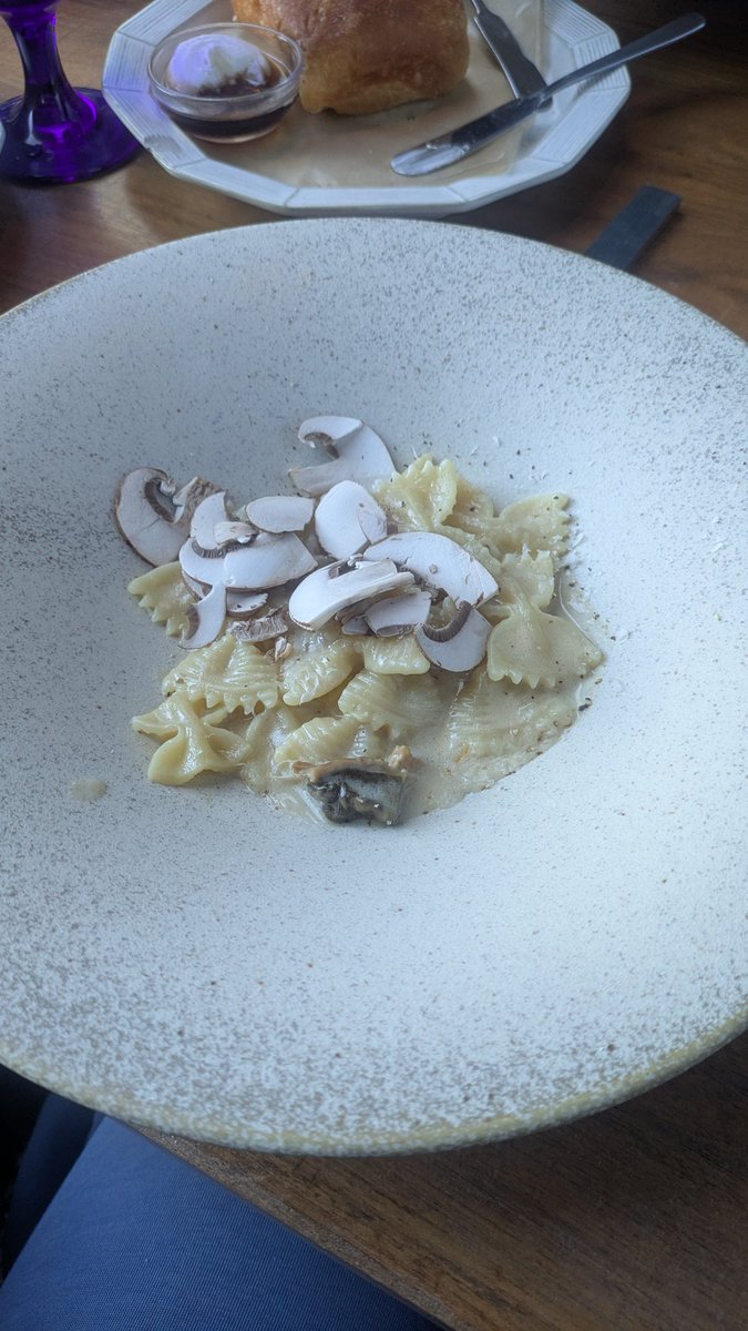 kai_55sr's tweet photo. 会う度に元気になれる方々と、美味しいご飯と素敵なひと時を楽しみました。私は元気にしてます。 https://t.co/YNa9RMP3lf