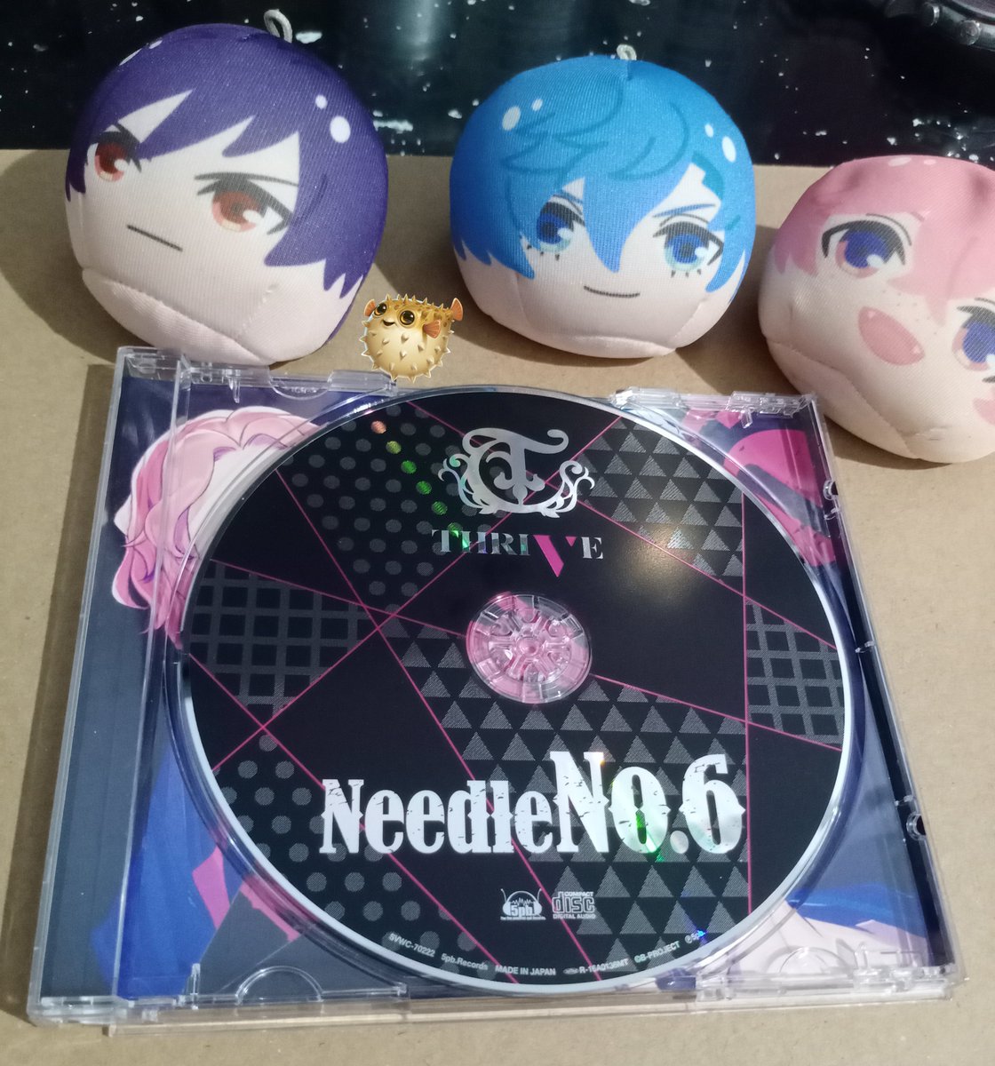 _BANRl's tweet photo. Omanjuu Thrive B-Project (110k)

Thrive Goshi Kento Yuta. (Kondisi agak kempes, tapi Yuta lebih kempes dan agak kotor). Jual set aja (dapat tiga) + CD/kaset Needle No.6. Untuk covernya patah &amp; retak (karena kurir ���), piringan/isinya aman.

#warungbpro https://t.co/zFYfLqvdFu