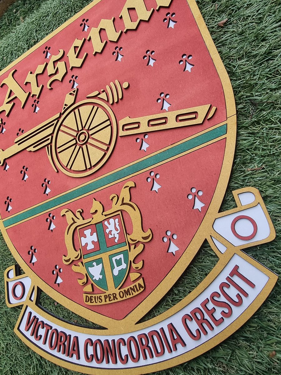 ⚠️ 🚨 NLD COMPETITION 🚨 ⚠️ 
WIN OUR 90S WALL BADGE WHEN WE SMASH THEM FUCKERS. 37x46cm badge which is worth £70.
Follow, retweet and add a score prediction to enter. Check it out at madjacksigns.com 
<a href="/Arsenal/">Arsenal</a> #arsenal #NLD #COYG #Gunners