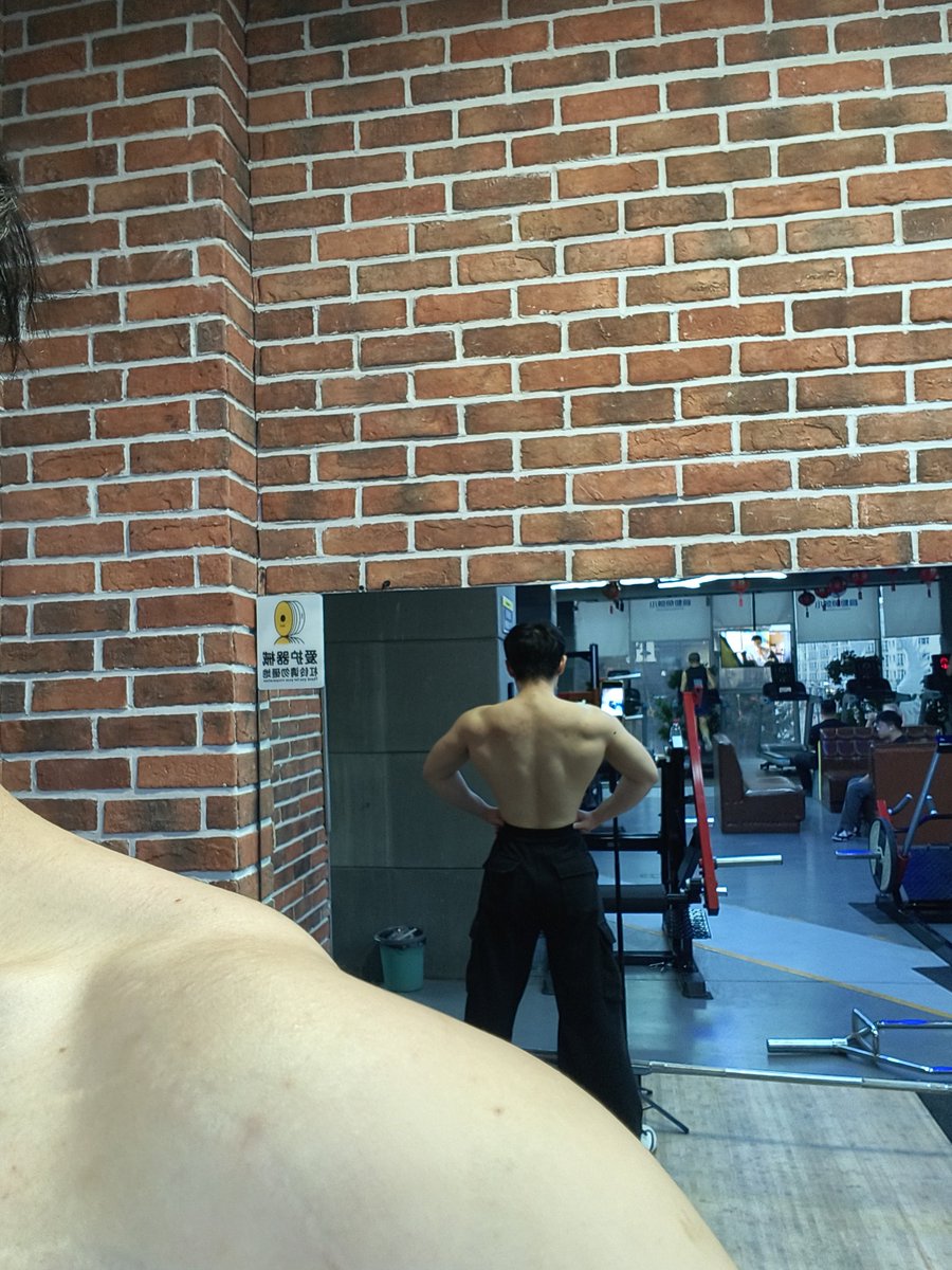 吃一口小猫咪（停更版） tweet media