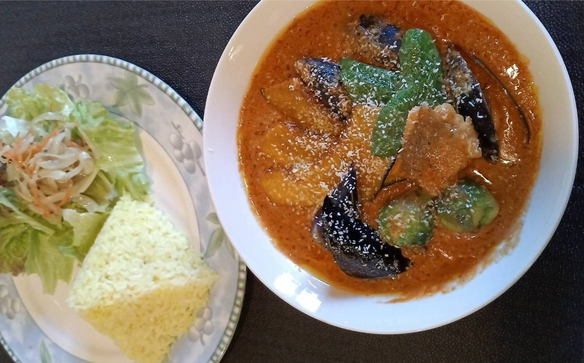 collectea's tweet photo. 冬限定カレー2/28(土）迄です‼️
3/1(日）から春限定カレー『海老とアスパラガスのカレー』が始まります🍛
3月からのスタッフ募集中です😀
お気軽にお問い合わせ下さい‼️
今週来週の定休日　2/24,25,3/3,4(火水）
営業時間
11:00～15:00 https://t.co/ky8ytXrF4b