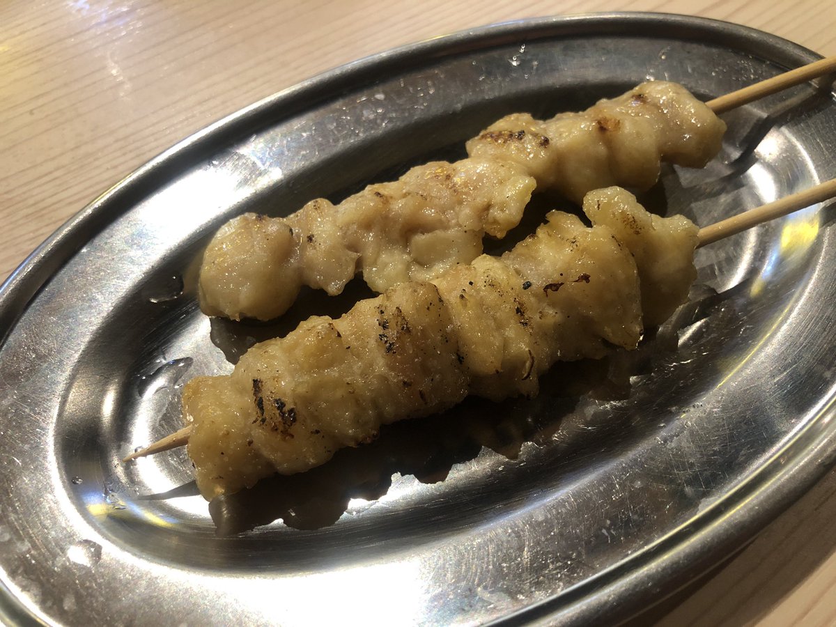 みなさんお久しぶりです！

絶賛社畜中で風邪でグロッキーでも出勤してただんちょーです！
なんとかいきてますよー！

普段日曜はもはや寝てる曜日になってますが、今日は頑張って街に繰り出したんじゃい！！！

ひとまず今日の…ぼんじり〜！！！！！！