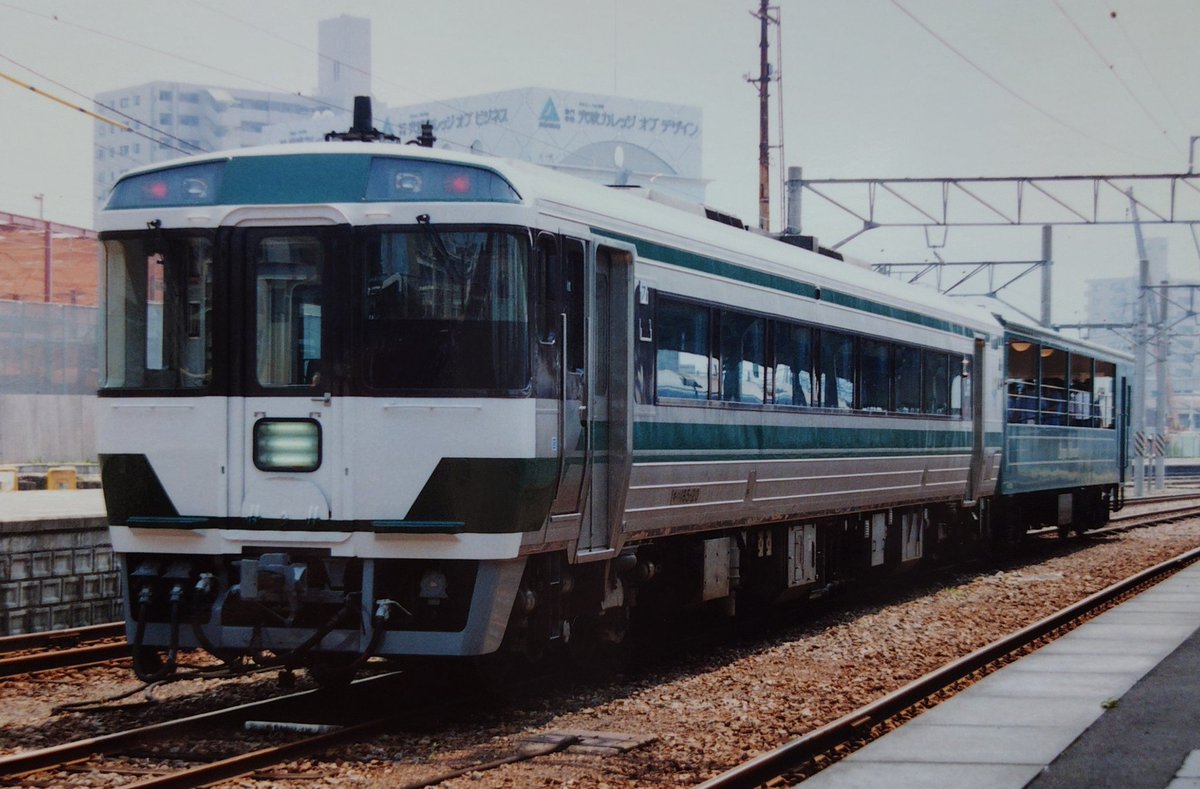 🐈️タマちゃんの、クライシス🐈️ 1日外で仕事をしたら… 『“◯ん玉”が