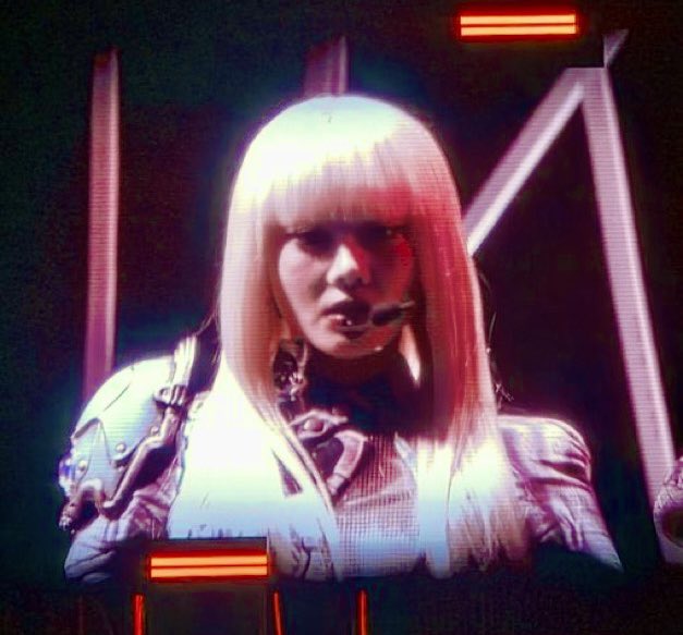 XG member Hinata is a beauty in blonde for day two of XG World