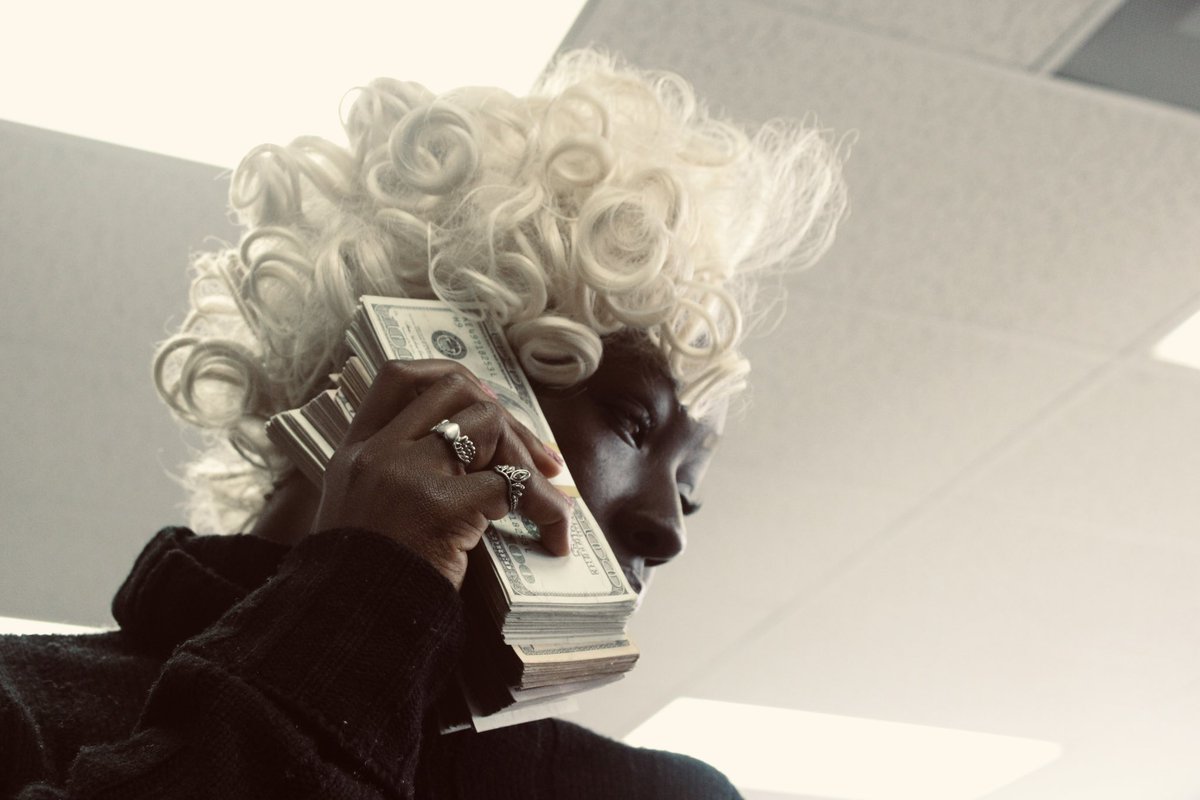 Elsa Majimbo tweet media