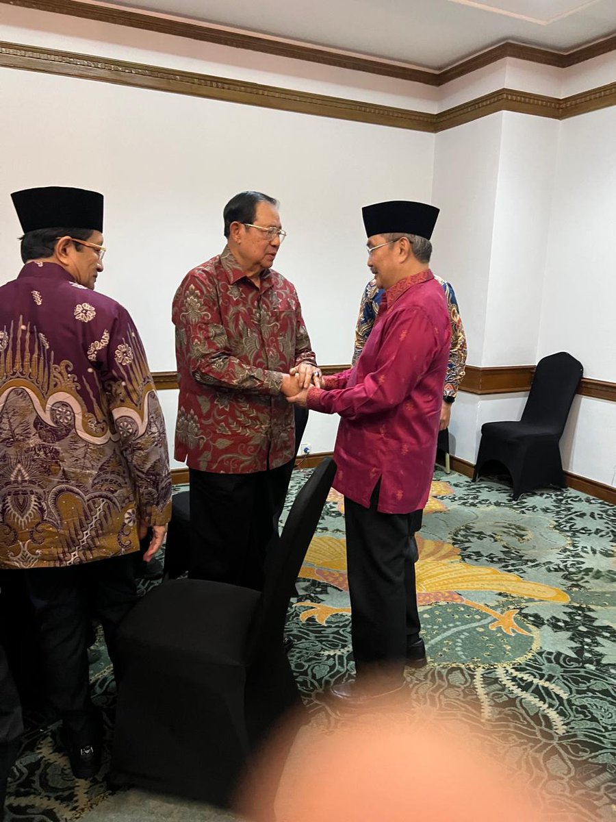 Jimly Asshiddiqie tweet media