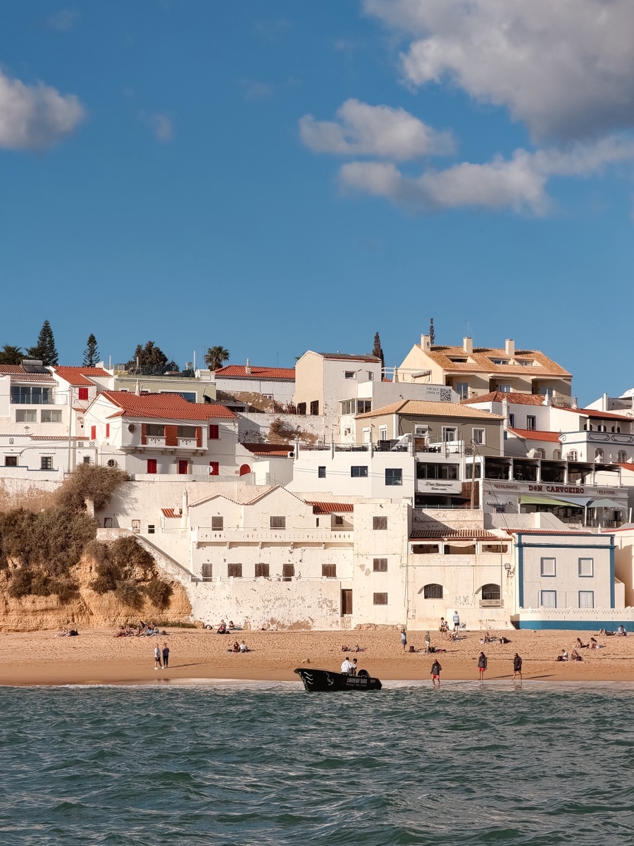 imysajin's tweet image. #블루레이디트친소 #일상계트친소

사진 찍는거 좋아하고 사진 보는거 좋아합니다 혼잣말 많구요 열심히 살기 싫은 대충 살고 싶은 여자, 맘찍을 아끼지 않는 여자 ... 를 영업합니다
선팔이나 맘찍 주시면 맞팔가용 여자만~