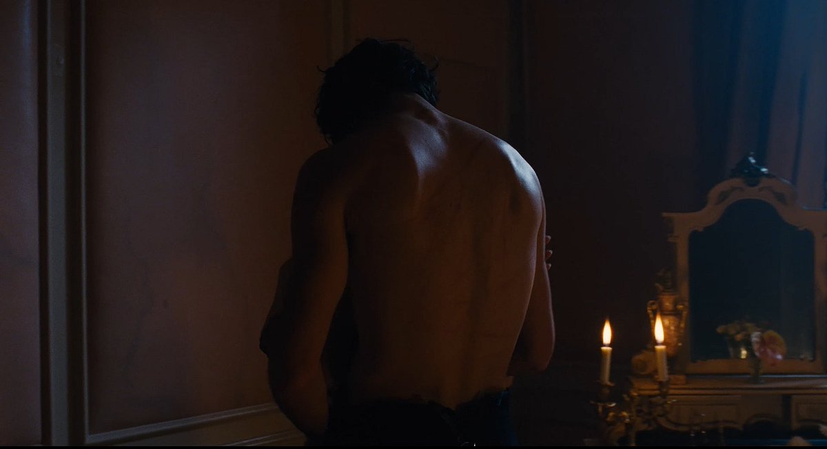 screencaps tweet media