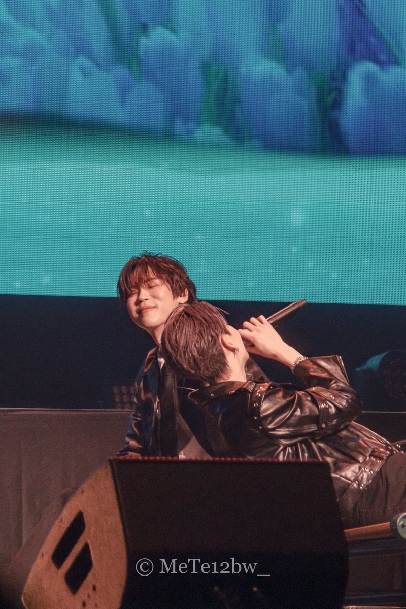 20260221

もたれかかるBounくんと
まんざらでもないPremくん

#GMMTVFanFest2026JP #BounPrem 
#bb0un #prem_space #บุ๋นเปรม