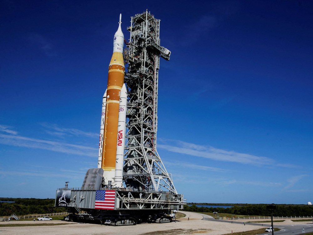 الخط الأخضر tweet media