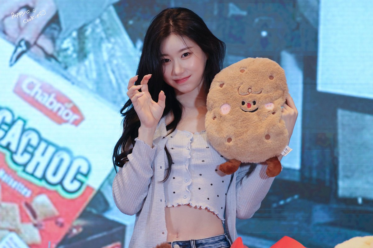 Cookieeee tweet media