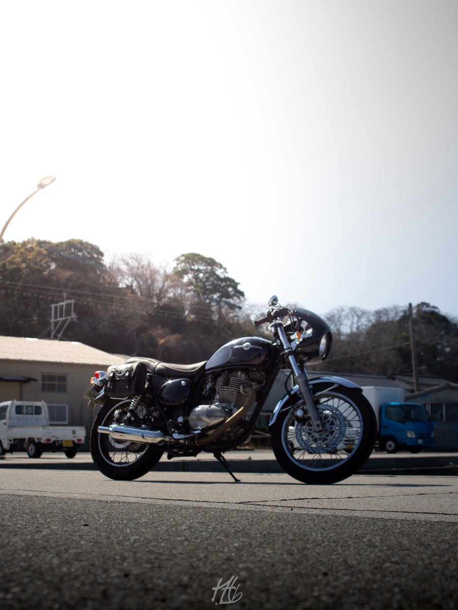 omichi_estrella's tweet photo. 改造途中のエストレヤ

#エストレヤ 
#福岡 
#バイク女子 
#バイク乗り https://t.co/iHw5FtLjZ1
