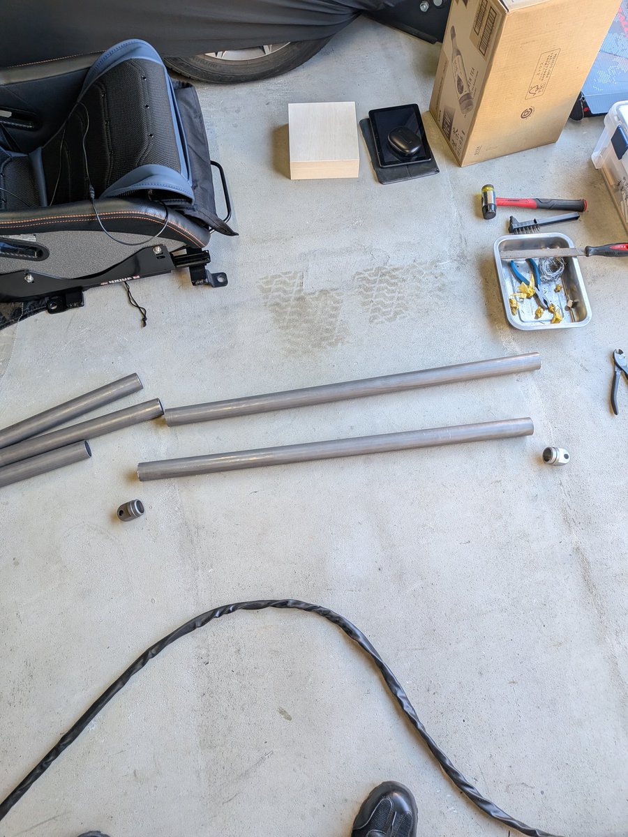 THR-SKMT tweet media