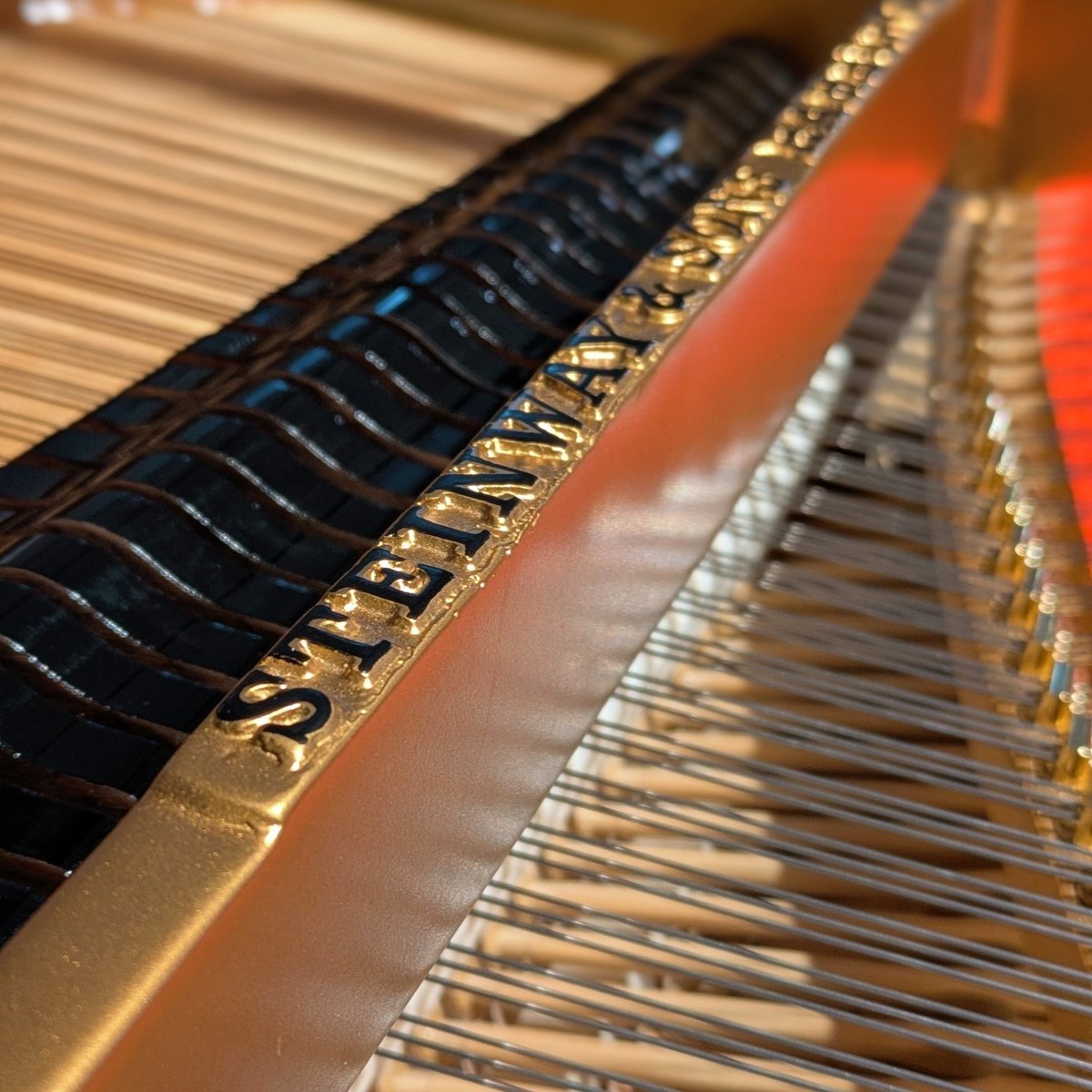 GG_info's tweet photo. — Steinway &amp; Sons  B211 —

”本気”で向き合うなら。

音の完成度、表現の幅、そして存在感。

すべてにおいて一切の妥協がない
1959年　Hamburg製。

この時代のB211が持つ空気感はやはり特別です。

現在、岡崎ショールームにてご覧いただけます。
https://t.co/pnNchW6nM1

#steinway #B211 https://t.co/vPErTHUCCt