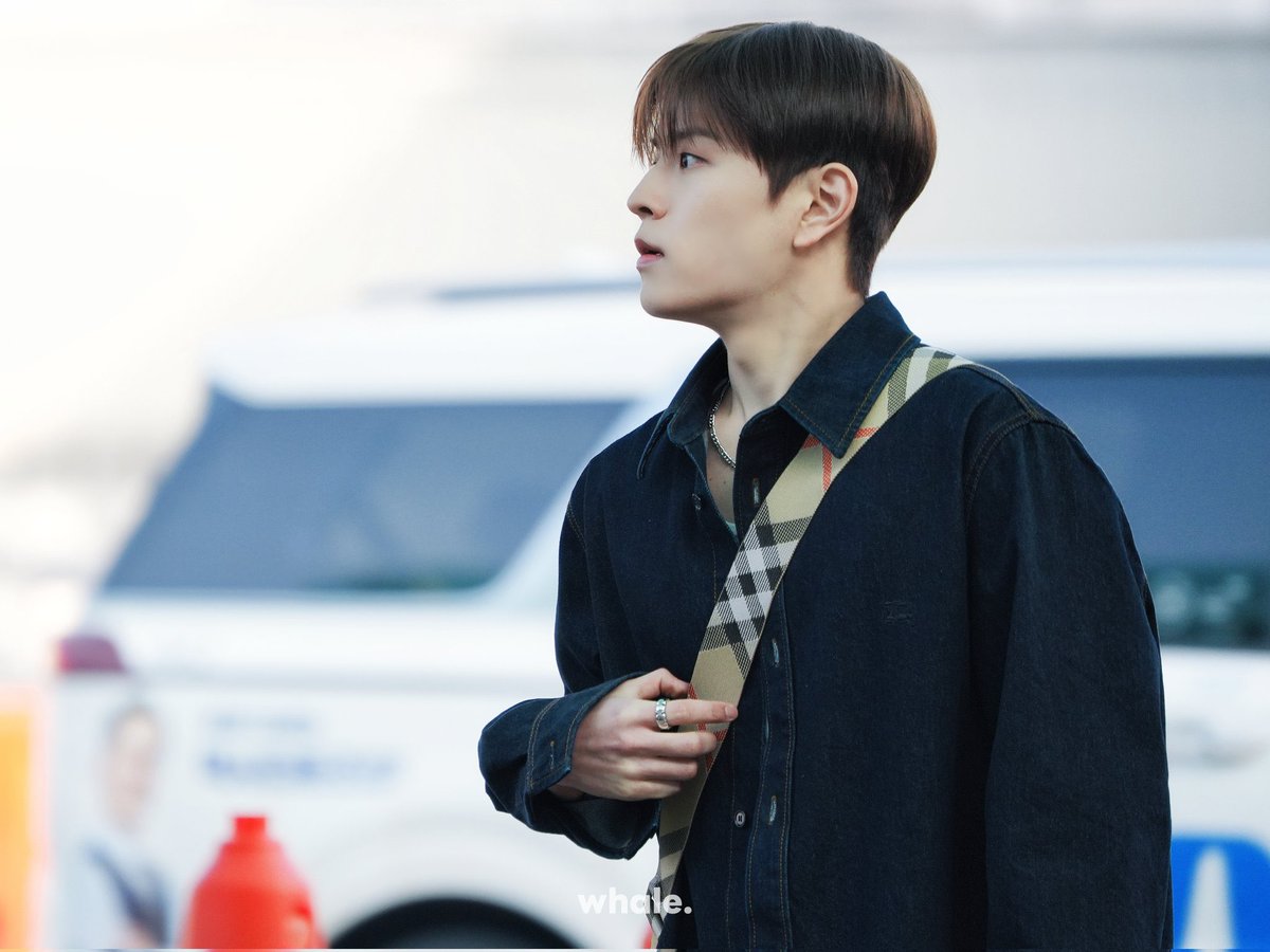 #승민 260221 — © whale