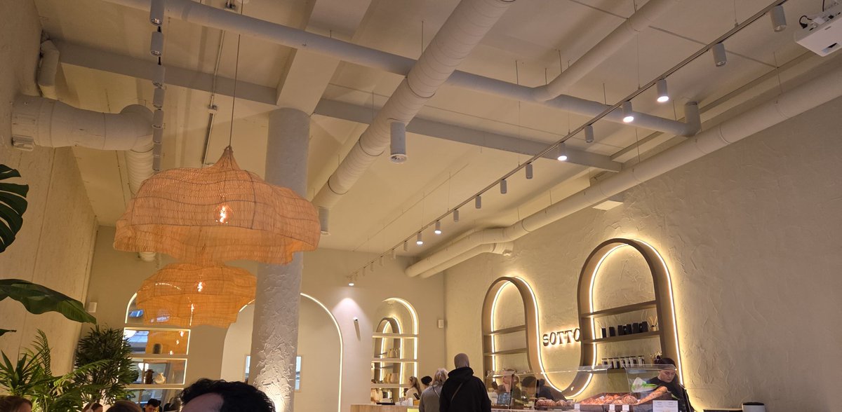 Tushar J tweet media