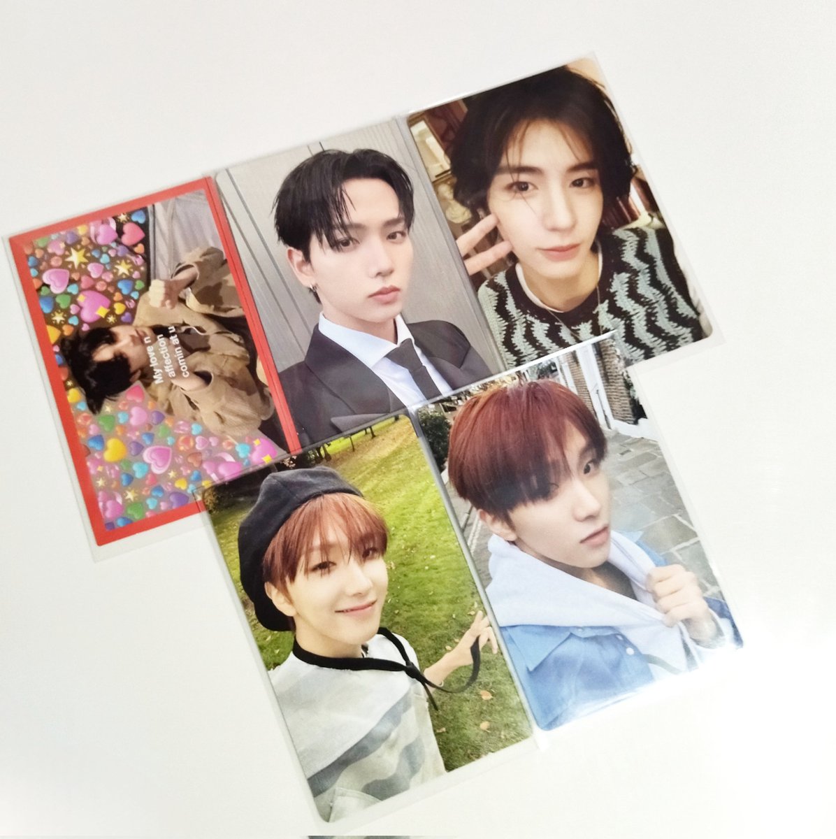 cartforkv's tweet photo. finally got my prio pc at such a good deal ++ w super sparks pcs included din 🥰 thank you so much for the album freebies. so grateful !! 😊🧡 @firstyoongsells https://t.co/LWBvLx4ymb