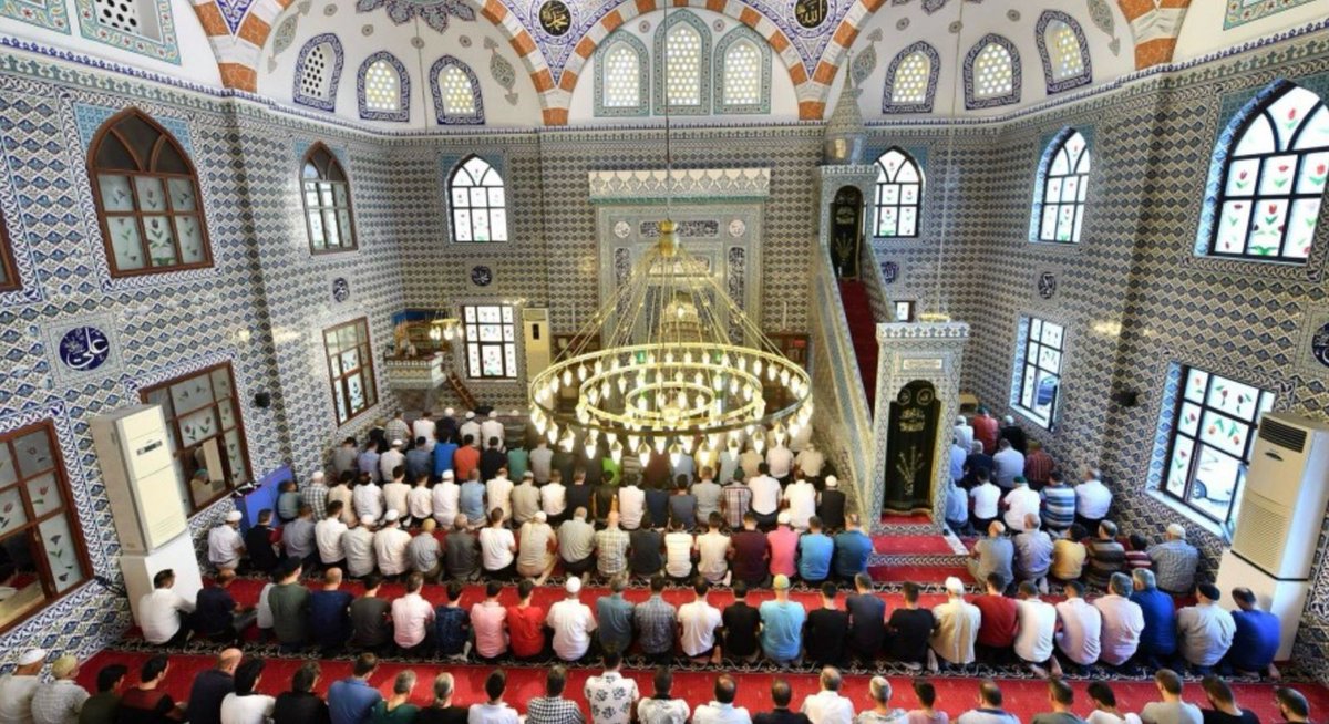 Mücahit Bilici yazdı: Ritüel: Kalp kadar kalıp da önemli

📰Ritüeller bize rağmen bizi iyileştirmek için geleneğin bize ulaştırdığı tutamaklar veya sığınaklardır. Her ritüelde görünmez köklerimiz olan gelenek gelip tek tek içimizden geçer.

<a href="/mucahitbilici/">Mucahit Bilici</a> 
serbestiyet.com/gunun-yazilari…