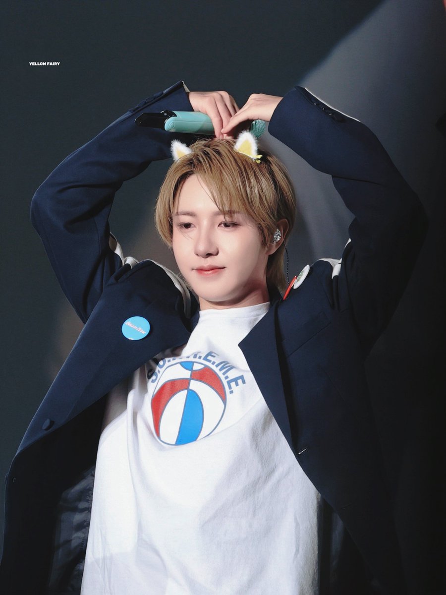 2월22일은 일본에선 냐냐냐로 고양이의 날 🐈🎀

#런쥔 #RENJUN #仁俊 #ロンジュン 
#NCTDREAM #엔시티드림