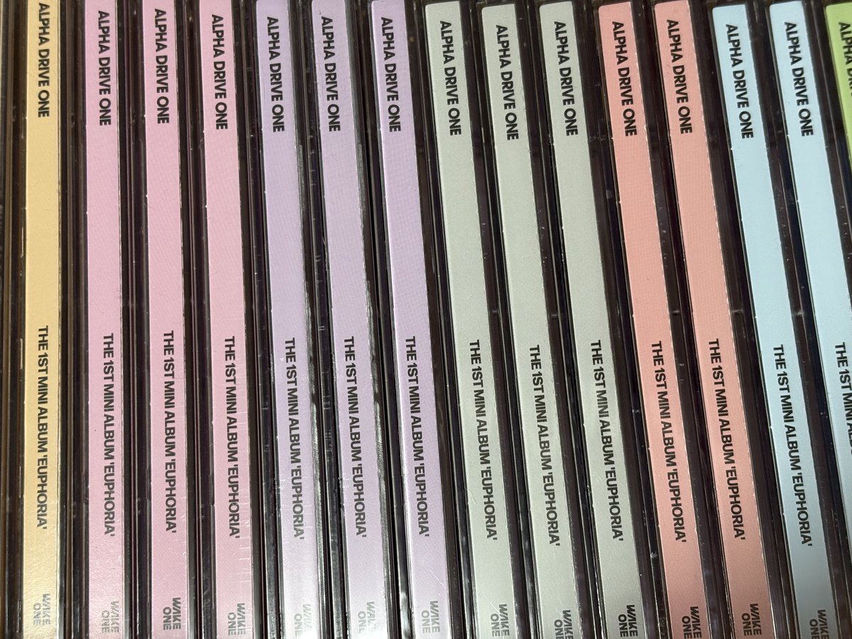 ALHPADRIVEONE  EUPHORIA 交換買取

【譲】JEWELver 💿 未再生

【求】180円/枚➕(送料)

※CDのみになります
paypayマネー(ライト❌)
 #ALD1交換  #ALD1買取
