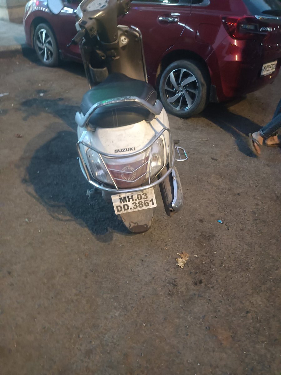 styleangel23's tweet photo. This morning on my run near cypress at Mulund, 2 scooters and a bike zoomed very close to me. Since I was facing vehicular activity, I could move away in time. https://t.co/Ih1m7dIX3Q