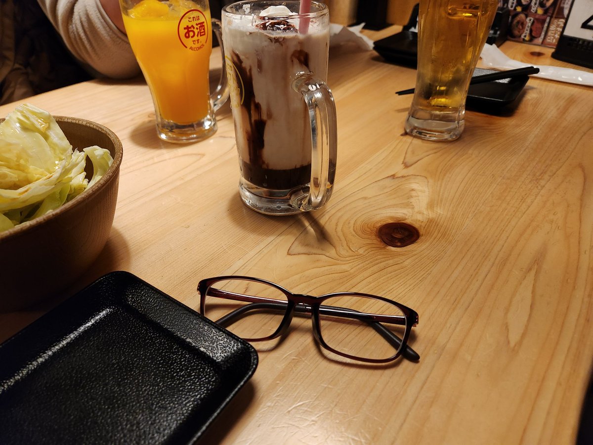 二次会₍₍ (ง ˘ω˘ )ว ⁾⁾