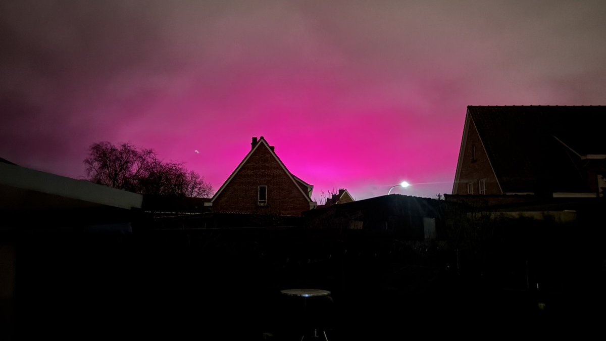 bjorn_devos's tweet photo. #vrtweer https://t.co/AQx649MKsO
