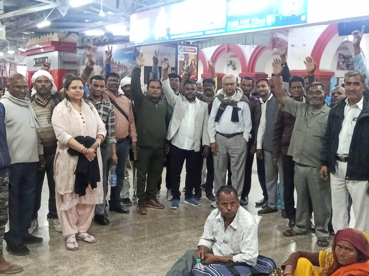 Dinesh Prajapati (OBC) tweet media