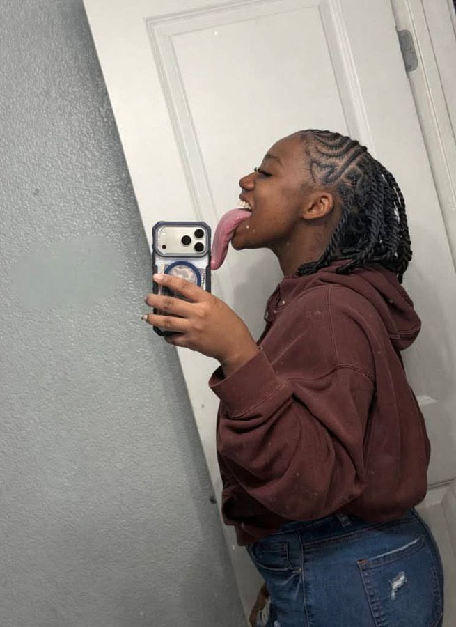 Damn! Lesbians can relate.