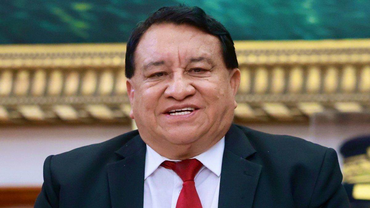 🎯CONFIRMADO: Kelly Portalatino, congresista de Perú Libre, admite que hubo un entendimiento o consolidación de votos con las bancadas de Alianza para el Progreso (APP) y Podemos Perú, en favor del comunista José María Balcázar. 

Esto convierte a César Acuña y José Luna Gálvez,